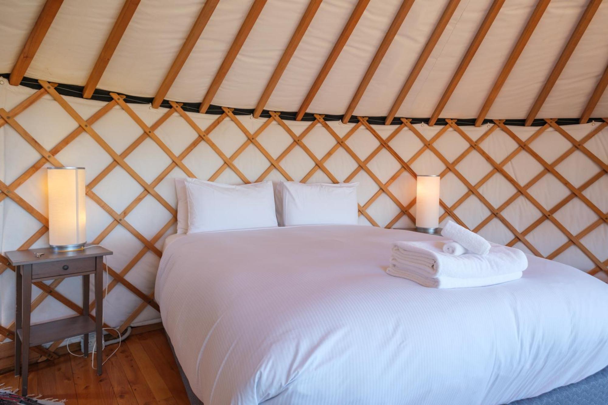 Awaawa - Rangi Yurt Hotel Palm Beach Buitenkant foto
